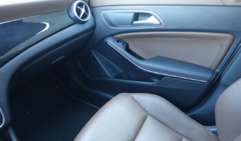 MERCEDES CLASSE CLA 200 BERLINE 7G-Dct complet
