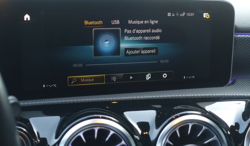 MERCEDES CLASSE A 200 E 7G-DCT 163 CH AMG-LINE complet
