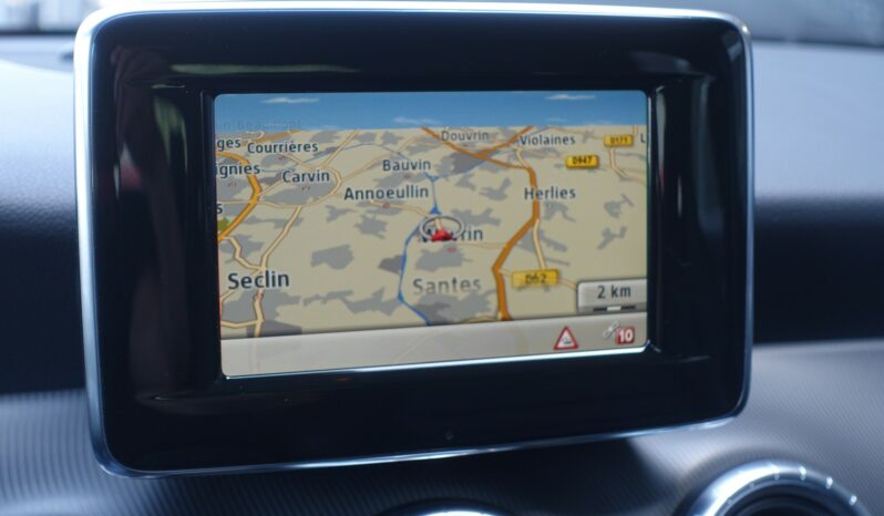 MERCEDES CLASSE CLA 220 D BERLINE 7G-DCT 163 CH complet