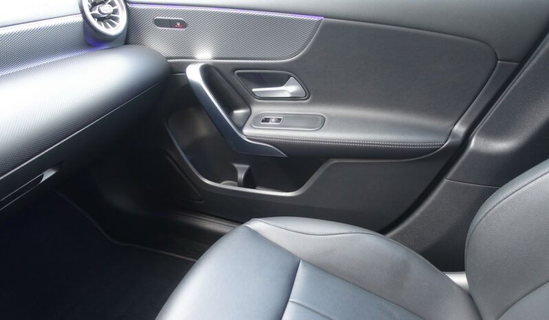 MERCEDES CLASSE A 250 E 8G-DCT 218 CH HYBRIDE RECHARGEABLE complet