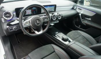 MERCEDES CLASSE A 250 E EQ POWER HYBRIDE 8G-DCT AMG-LINE complet