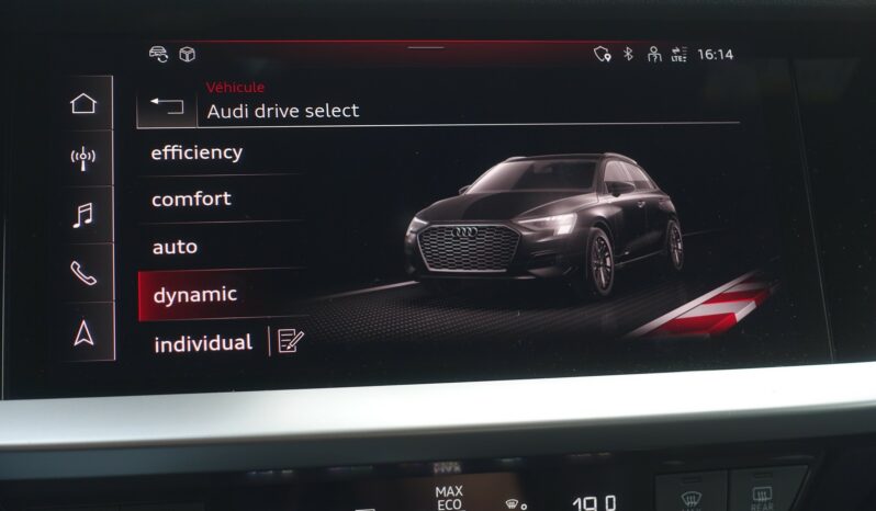 AUDI A3 SPORTBACK 45 COMPETITION TFSI E TRON S-TRONIC 245 CH HYBRIDE RECHARGEABLE  S-LINE complet