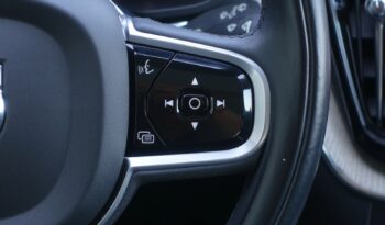 VOLVO XC 60 T8 AWD HYBRIDE RECHARGEABLE GEARTRONIC 390 CH  INSCRIPTION complet