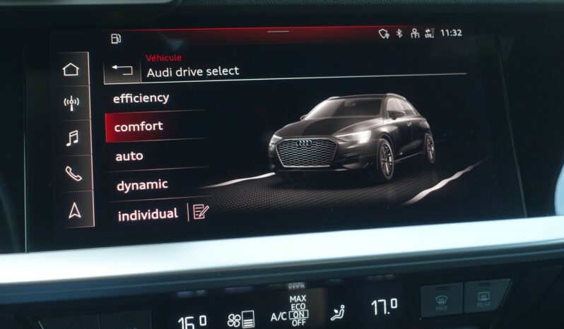 AUDI A3 SPORTBACK 45 COMPETITION TFSI E TRON S-TRONIC 245 CH HYBRIDE RECHARGEABLE  S-LINE complet