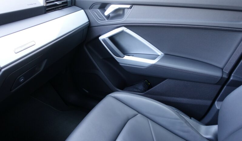 AUDI Q3 SPORTBACK 45 TFSI E S-TRONIC 245 CH HYBRIDE RECHARGEABLE complet