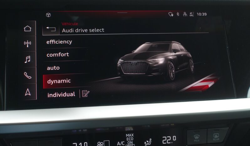 AUDI A3 SPORTBACK 45 COMPETITION TFSI E TRON S-TRONIC 245 CH HYBRIDE RECHARGEABLE  S-LINE complet