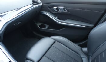 BMW 320 E TOURING HYBRIDE RECHARGEABLE 204 CH complet