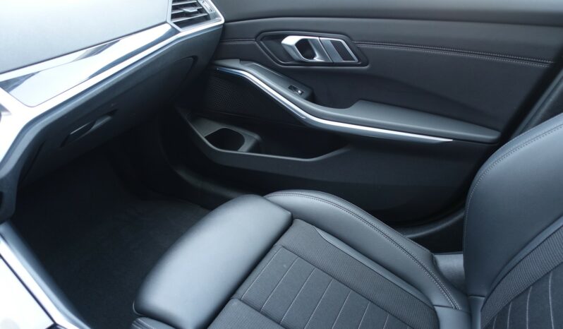 BMW 320 E TOURING HYBRIDE RECHARGEABLE 204 CH complet