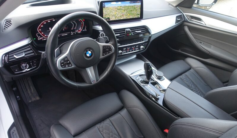 BMW 520 DA TOURING 190 CH SERIE 5 MHEV BVA complet