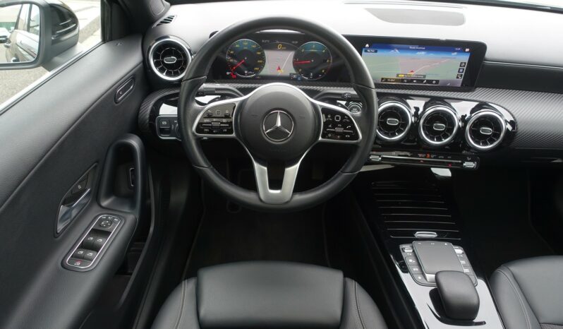 MERCEDES CLASSE A BERLINE 180d DCT complet