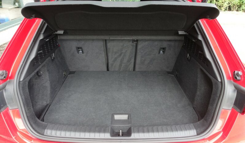 AUDI A3 SPORTBACK 45 COMPETITION TFSI E TRON S-TRONIC 245 CH HYBRIDE RECHARGEABLE  S-LINE complet