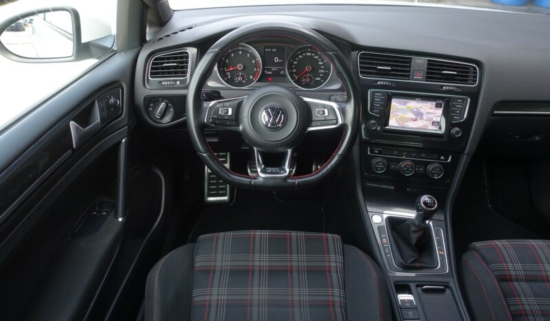 VOLKSWAGEN GOLF VII 2.0 GTI 220 CH complet