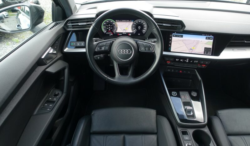 AUDI A3 SPORTBACK 40 TFSI E TRON S-TRONIC 204 CH HYBRIDE RECHARGEABLE S-LINE complet