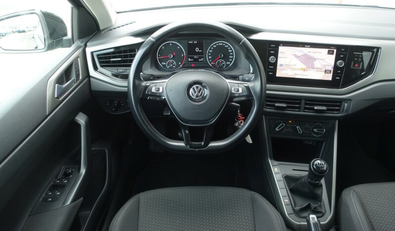 VOLKSWAGEN POLO VI 1.6L TDI 95CH 5 PORTES complet