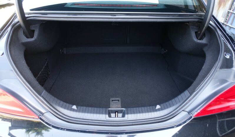 MERCEDES CLASSE CLA 220 D BERLINE 7G-DCT 163 CH complet