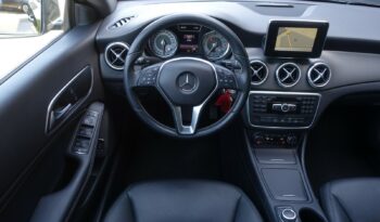 MERCEDES CLASSE CLA 220 D BERLINE 7G-DCT 163 CH complet