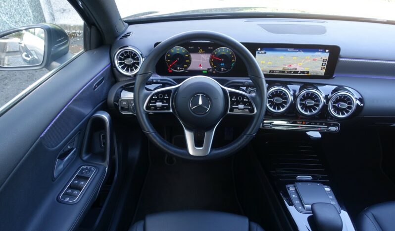 MERCEDES CLASSE A 250 E 8G-DCT 218 CH HYBRIDE RECHARGEABLE complet