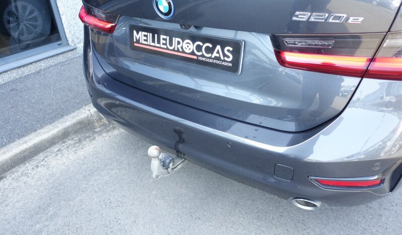 BMW 320 E TOURING HYBRIDE RECHARGEABLE 204 CH complet