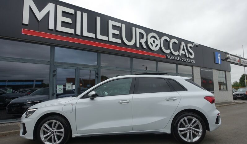 AUDI A3 SPORTBACK 40 TFSI E TRON S-TRONIC 204 CH HYBRIDE RECHARGEABLE S-LINE complet