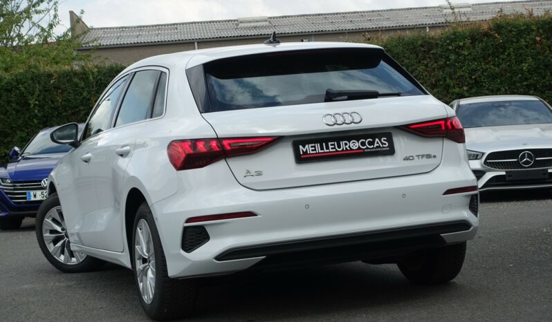 AUDI A3 SPORTBACK 40 TFSI E TRON S-TRONIC 204 CH HYBRIDE RECHARGEABLE complet