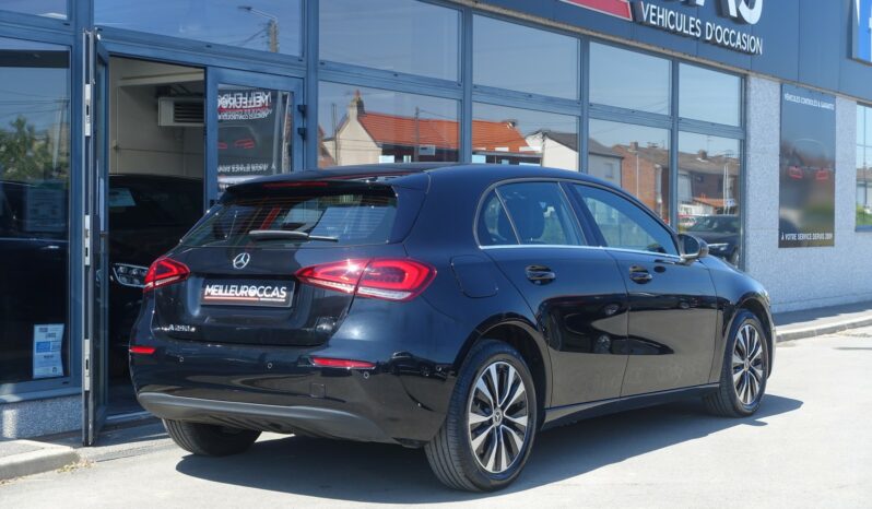 MERCEDES CLASSE A 250 E 8G-DCT 218 CH HYBRIDE RECHARGEABLE complet