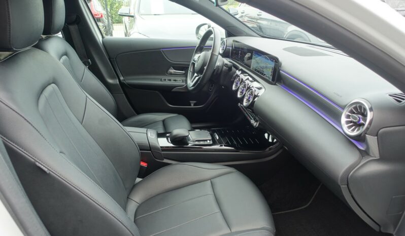 MERCEDES CLASSE A 250 E 8G-DCT 218 CH HYBRIDE RECHARGEABLE complet