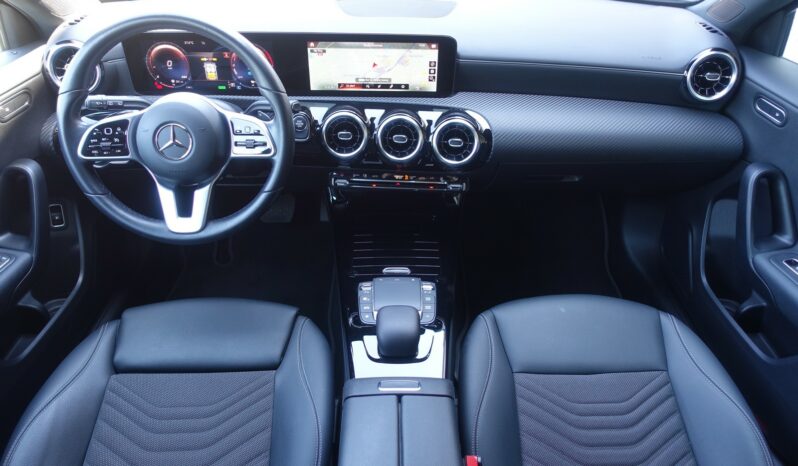 MERCEDES CLASSE A 250 E 8G-DCT 218 CH HYBRIDE RECHARGEABLE complet