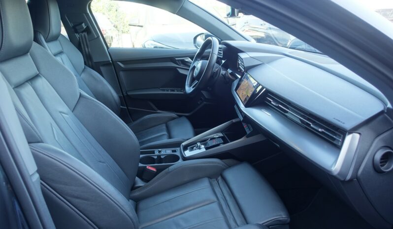 AUDI A3 SPORTBACK 40 TFSI E TRON S-TRONIC 204 CH HYBRIDE RECHARGEABLE complet