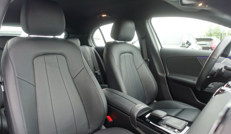 MERCEDES CLASSE A 250 E 8G-DCT 218 CH HYBRIDE RECHARGEABLE complet