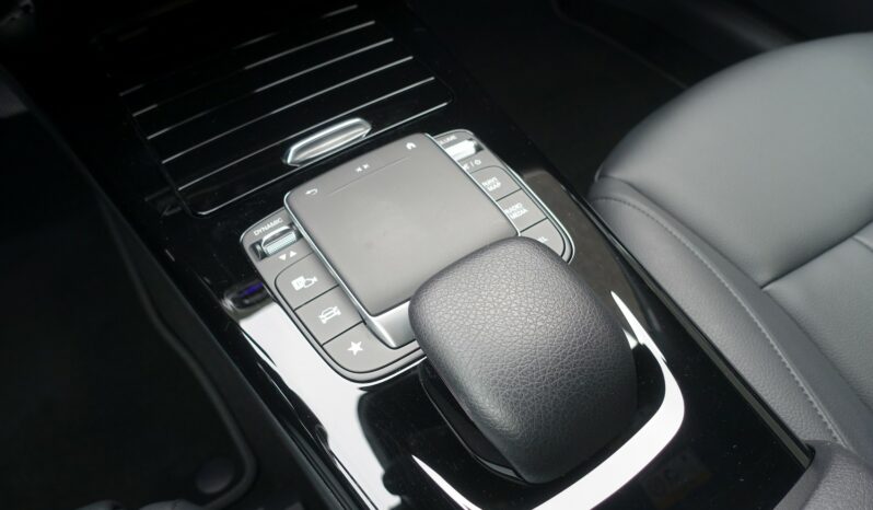 MERCEDES CLASSE A 250 E 8G-DCT 218 CH HYBRIDE RECHARGEABLE complet