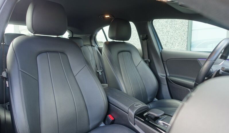 MERCEDES CLASSE A 250 E 8G-DCT 218 CH HYBRIDE RECHARGEABLE complet