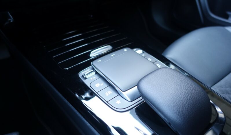 MERCEDES CLASSE A 250 E 8G-DCT 218 CH HYBRIDE RECHARGEABLE complet