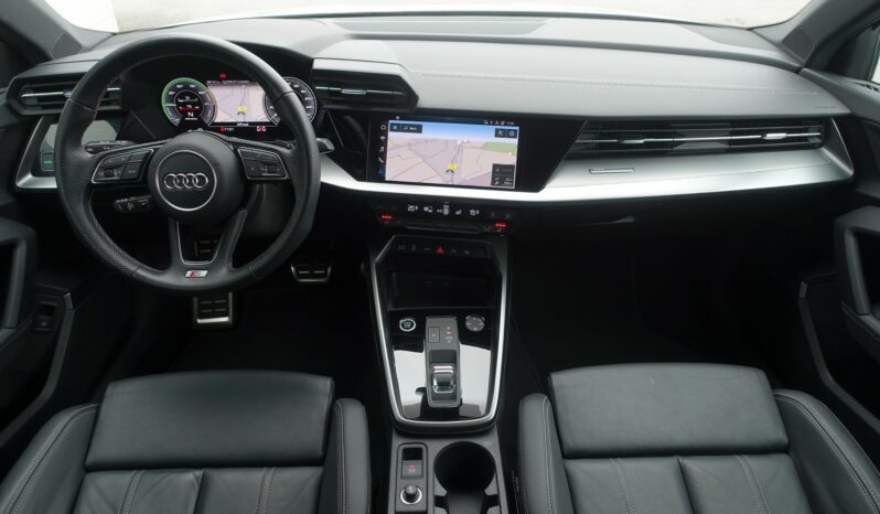 AUDI A3 SPORTBACK 40 TFSI E TRON S-TRONIC 204 CH HYBRIDE RECHARGEABLE S-LINE complet