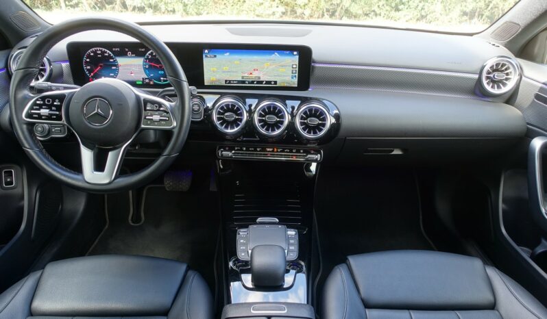 MERCEDES CLASSE A 250 E 8G-DCT 218 CH HYBRIDE RECHARGEABLE complet