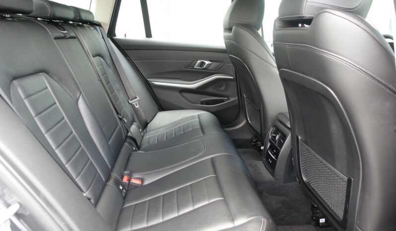 BMW 330 EA TOURING E-DRIVE HYBRIDE RECHARGEABLE BVA 184 CH + 83 KW SERIE 3 complet