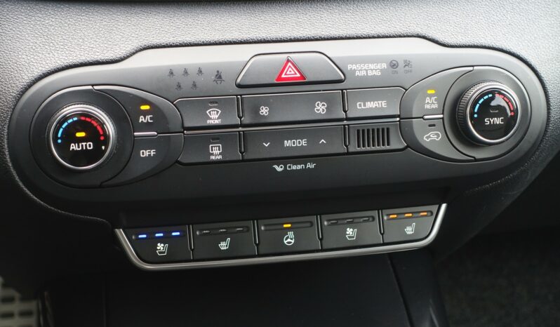 KIA SORENTO 2.2 L CRDI AWD 7 PLACES 200 CH complet