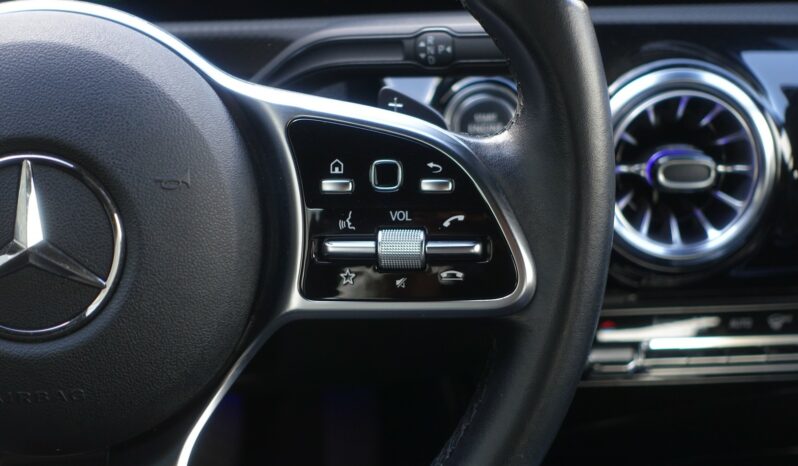 MERCEDES CLASSE A 250 E 8G-DCT 218 CH HYBRIDE RECHARGEABLE complet