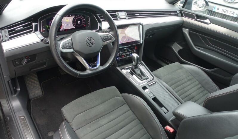 VOLKSWAGEN PASSAT SW 218 CH GTE HYBRIDE RECHARGEABLE DSG complet