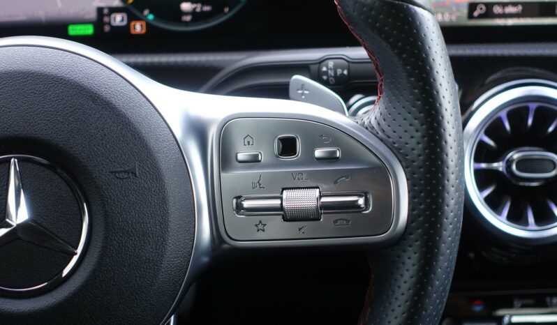MERCEDES CLASSE A 250 E EQ POWER HYBRIDE 8G-DCT AMG-LINE complet