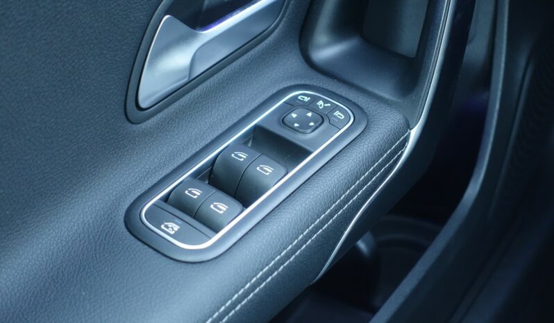 MERCEDES CLASSE A 250 E 8G-DCT 218 CH HYBRIDE RECHARGEABLE complet