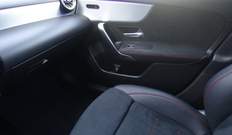 MERCEDES CLASSE A 250 E EQ POWER HYBRIDE 8G-DCT AMG-LINE complet