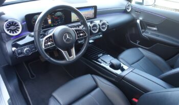 MERCEDES CLASSE A 250 E 8G-DCT 218 CH HYBRIDE RECHARGEABLE complet