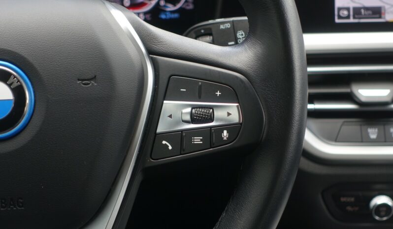 BMW 330 EA TOURING E-DRIVE HYBRIDE RECHARGEABLE BVA 184 CH + 83 KW SERIE 3 complet