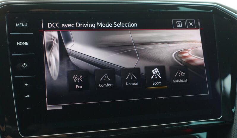 VOLKSWAGEN PASSAT SW 218 CH GTE HYBRIDE RECHARGEABLE DSG complet