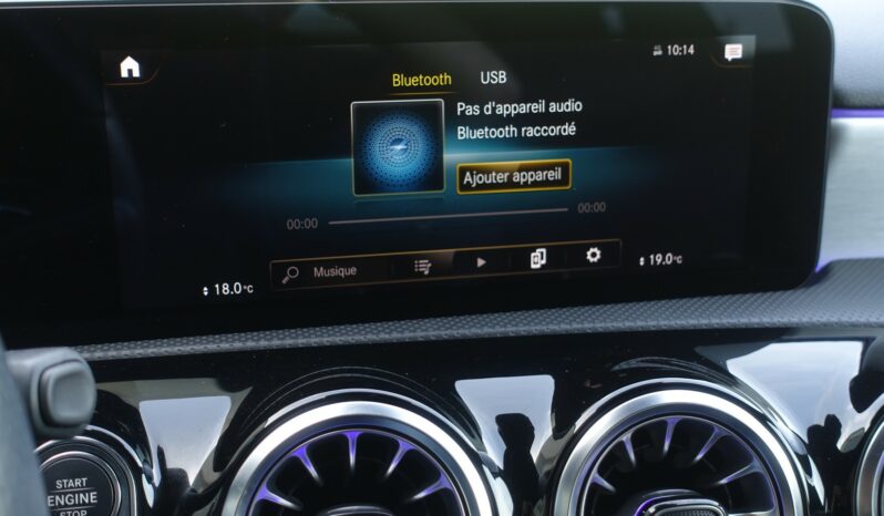 MERCEDES CLASSE A 250 E EQ POWER HYBRIDE 8G-DCT AMG-LINE complet