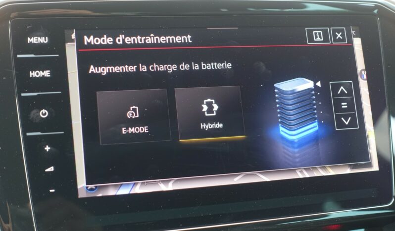 VOLKSWAGEN PASSAT SW 218 CH GTE HYBRIDE RECHARGEABLE DSG complet