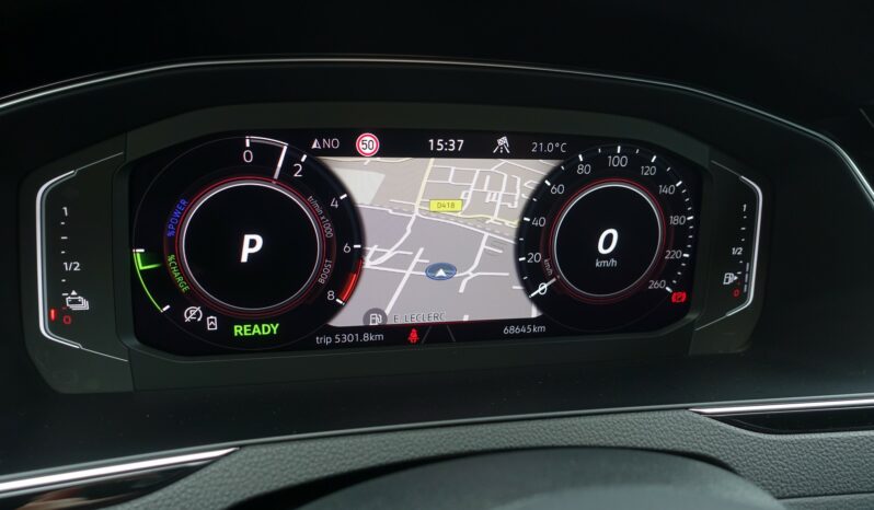 VOLKSWAGEN PASSAT SW 218 CH GTE HYBRIDE RECHARGEABLE DSG complet