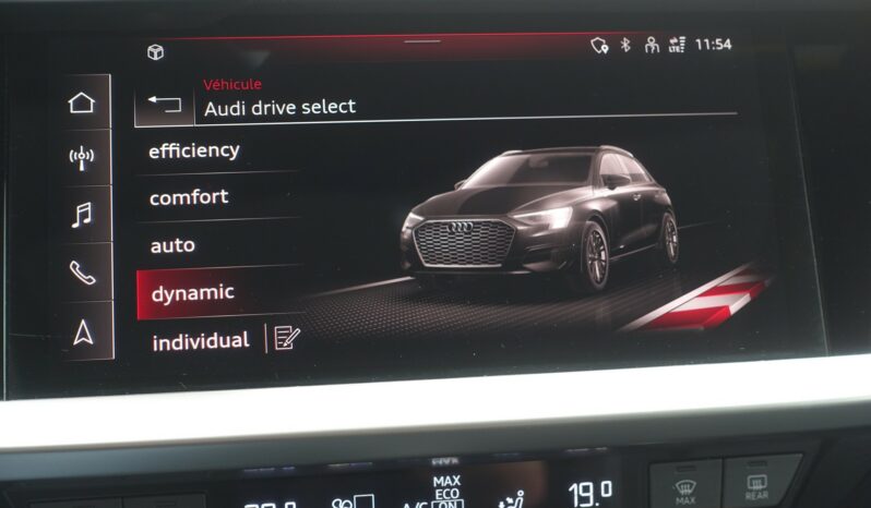 AUDI A3 SPORTBACK 40 TFSI E TRON S-TRONIC 204 CH HYBRIDE RECHARGEABLE S-LINE complet