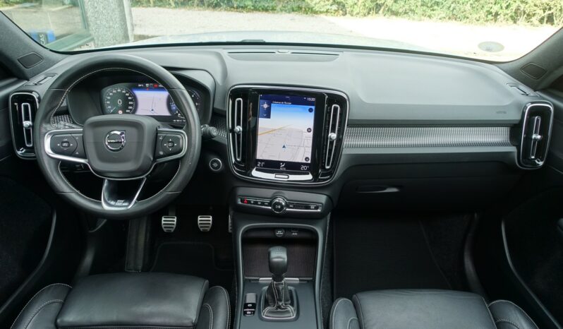 VOLVO XC40 D3 R-DESIGN complet