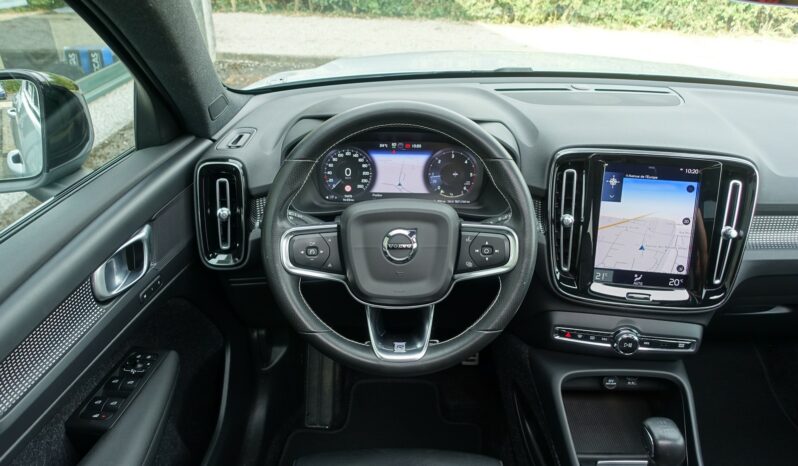 VOLVO XC40 D3 R-DESIGN complet